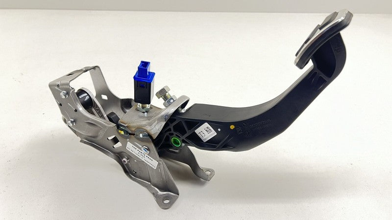 46600-T20-L020-M1 / 46600 T20 L020 M1 / 46600T20L020M1 24-25 ACURA INTEGRA TYPE S MANUAL BRAKE AND CLUTCH PEDAL ASSEMBLY