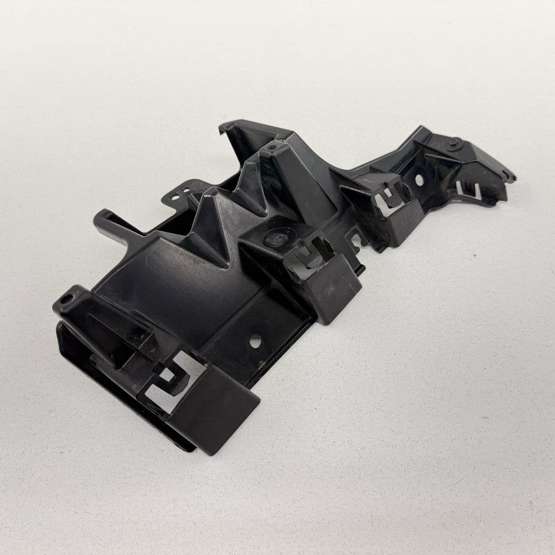 FR3B 17D961 AK / FR3B17D961AK 24-26 Ford Mustang Left Rear Bumper Bracket Support Mount FR3B-17D961-AK OEM