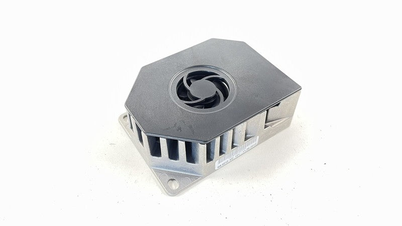 2118705189 / A2118705189 / A 211 870 51 89 5189 07-14 MERCEDES W212 W219 CLS E CLASS SUBWOOFER AMPLIFIER AMP HARMAN BECK