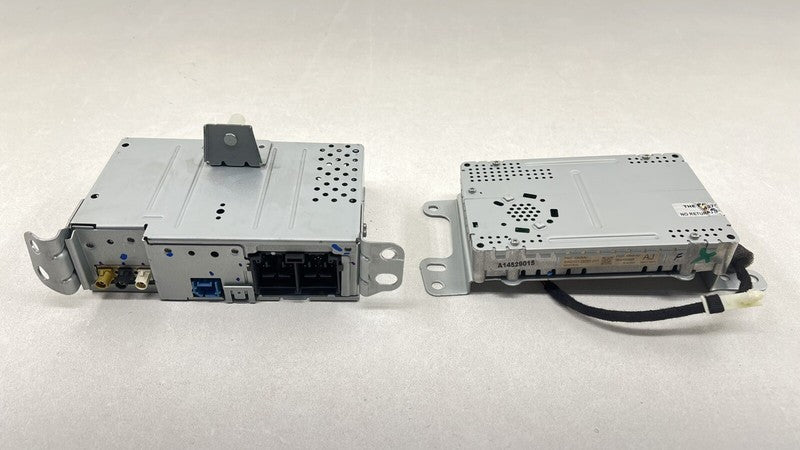 PR3T-18B955-BE / PR3T 18B955 BE / PR3T18B955BE 24-25 MUSTANG DARK HORSE SYNC 4 RADIO HEAD UNIT DISPLAY SCREEN MODULE SET