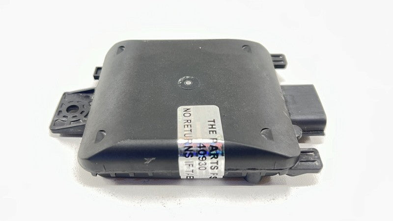 84870462 / 8487 0462 22-24 CADILLAC CT4 V BLACKWING LEFT REAR BLIND SPOT RADAR MONITOR MODULE OEM