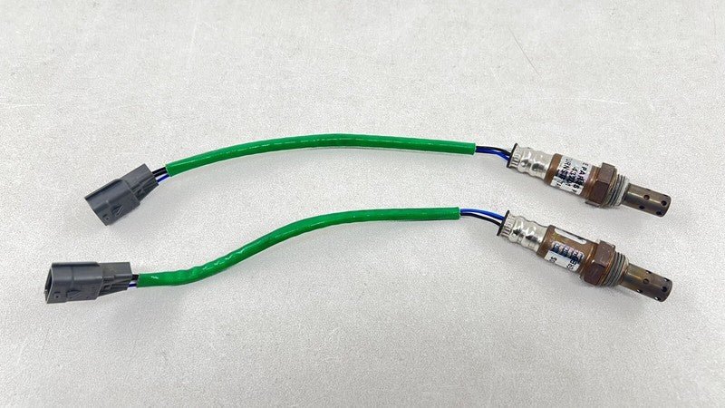 150200-4510 / 150200 4510 / 1502004510 22-25 NISSAN Z EXHAUST MANIFOLD AIR FUEL RATIO OXYGEN O2 SENSOR PAIR OEM