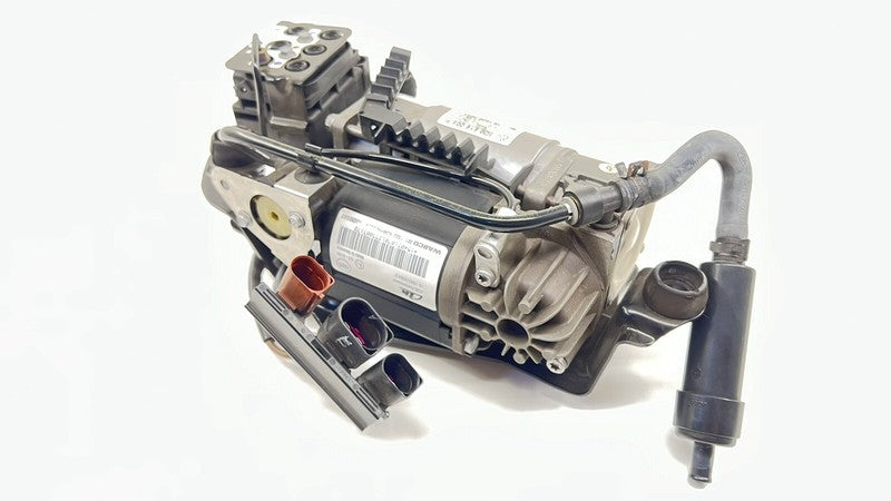 3D0 616 005 Q / 3D0616005Q 13-18 BENTLEY FLYING SPUR AIR SUSPENSION COMPRESSOR VALVE BLOCK ASSEMBLY OEM