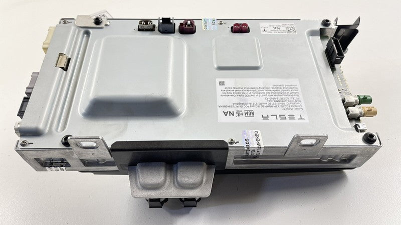 1506277 21-23 TESLA MODEL 3 ENTERTAINMENT MEDIA CONTROL MODULE 1566786-80-C OEM