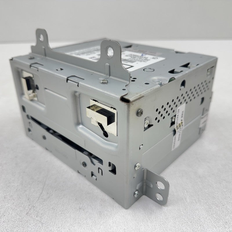 22992934 12-15 Chevrolet Camaro ZL1 Navigation Radio Receiver CD Player Unit 22992934 OEM