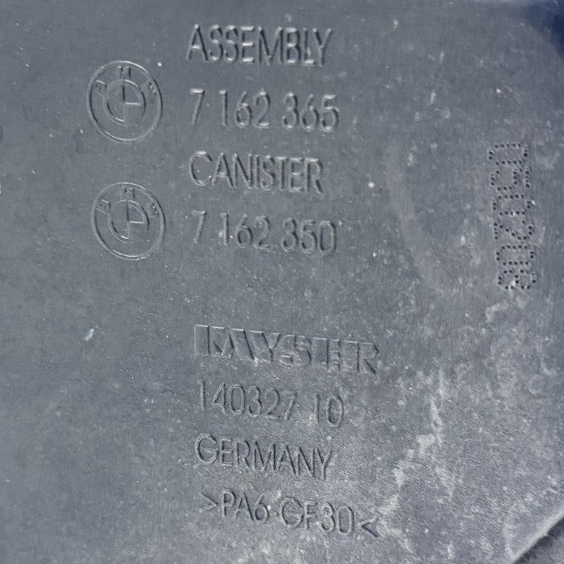 7 162 365 / 7162365 06-10 BMW M6 E63 E64 Fuel Evap Vapor Charcoal Emission Canister 7162365 OEM