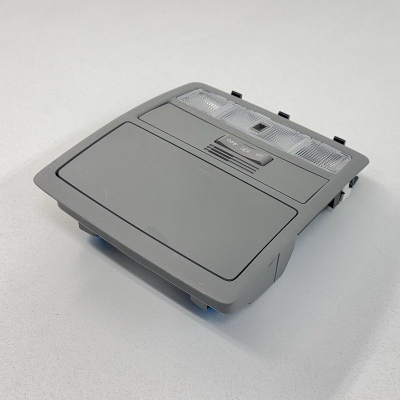 63650-48190 / 63650 48190 / 6365048190 08-13 Toyota Highlander Front Overhead Console Dome Reading Light Switch OEM