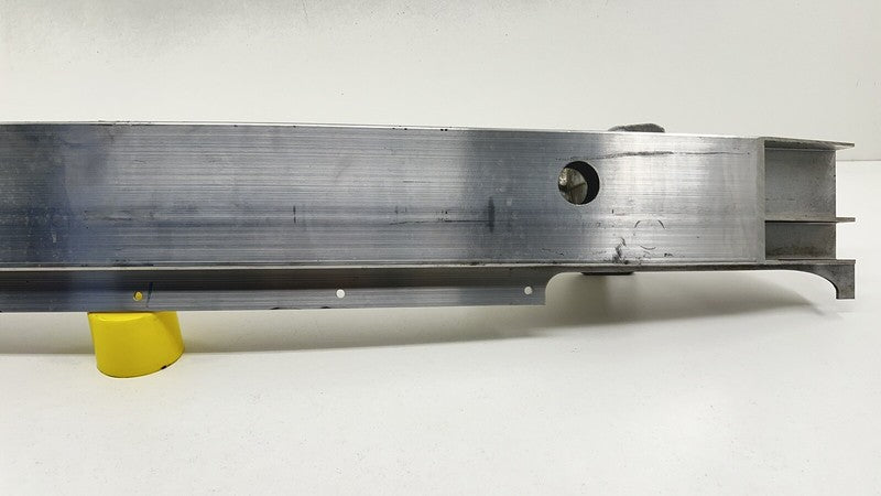 22062D 22-24 CADILLAC CT5 V BLACKWING REAR BUMPER REINFORCEMENT BAR IMPACT ABSORBER OEM