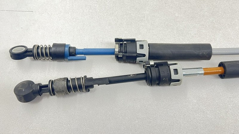 987.424.042.11 / 987 424 042 11 / 98742404211 05-12 PORSCHE BOXSTER CAYMAN S 987 MANUAL TRANSMISSION SHIFTER CABLE SET O