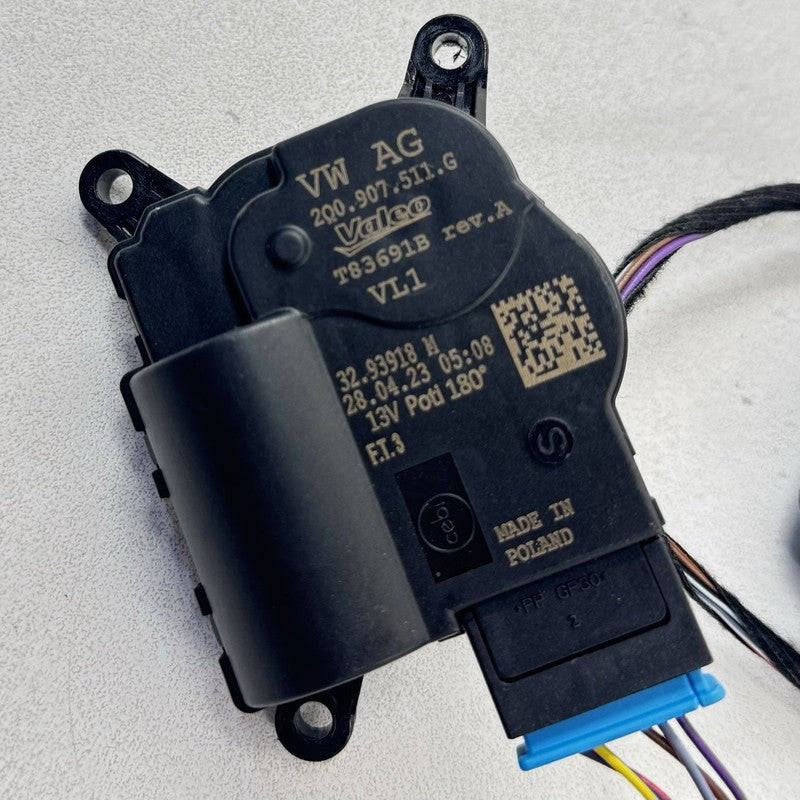 5QB.971.566 / 5QB-971-566 / 5QB 971 566 / 5QB971566 22-25 VOLKSWAGEN GOLF R MK8 HVAC HEATER AC FLAP MOTOR AIR MIX ACTUAT