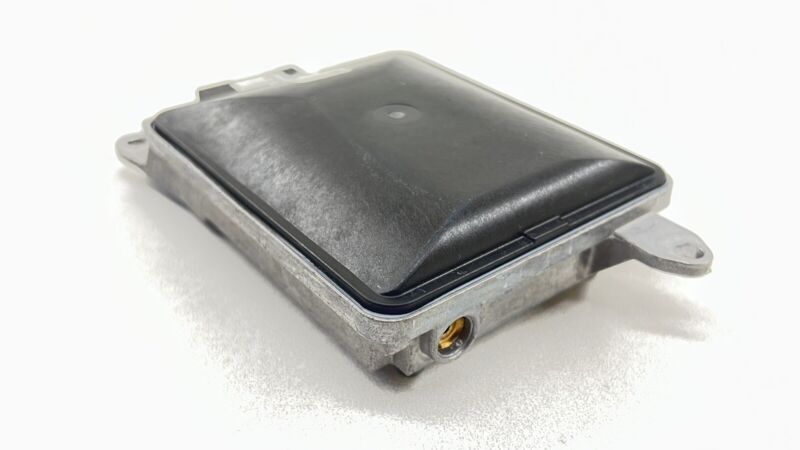 970 618 77551 / 97061877551 14-16 PORSCHE PANAMERA BLIND SPOT DETECTION SENSOR RADAR MONITOR 97061877551 OEM