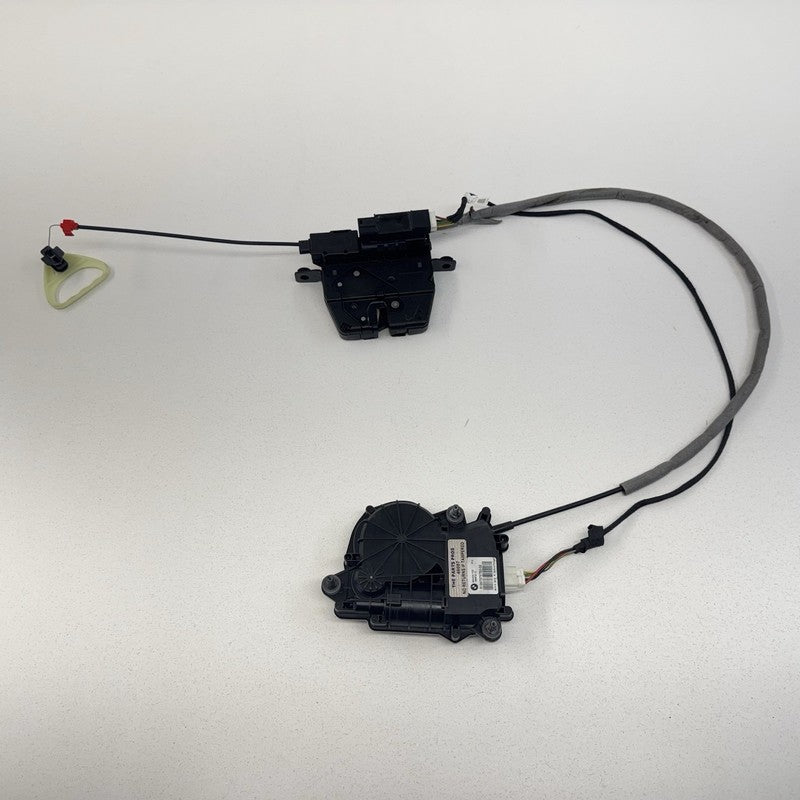51247273752 11-16 BMW M5 528 535 550 F10 Rear Trunk Lock Latch Actuator W/ Soft Close OEM