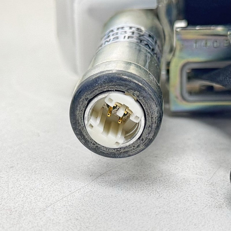 7X4150-P / 7X4150 P / 7X4150P 23-25 TOYOTA PRIUS DRIVER LEFT FRONT SEATBELT SEAT BELT RETRACTOR BLACK OEM