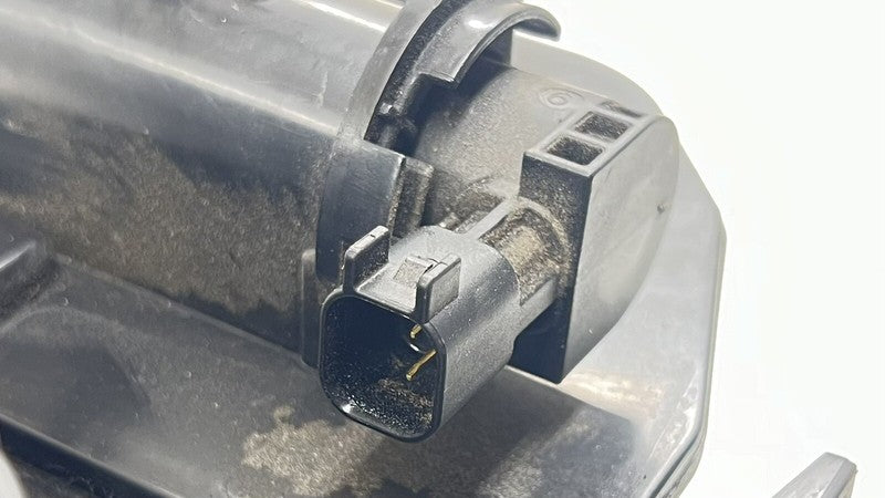 8452 4033 / 84524033 22-24 CADILLAC CT4 V BLACKWING FUEL EVAP VAPOR CHARCOAL EMISSION CANISTER OEM