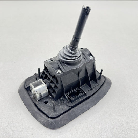 2 283 851 / 2283851 06-10 BMW M6 E63 E64 Automatic Gear Shift Select Lever Box Assembly 2282677 OEM