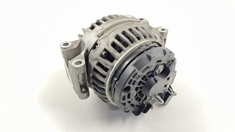 2721540002 / A2721540002 / A 272 154 00 02 06-11 MERCEDES W204 C350 E350 CLK350 150 AMP ENGINE ALTERNATOR GENERATOR OEM