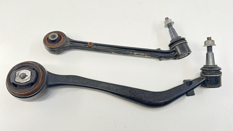 92236898 10-15 CHEVROLET CAMARO SS PASSENGER RIGHT FRONT CONTROL ARM PAIR OEM