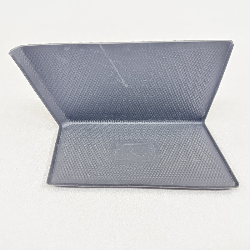 5NA-980-611-A / 5NA.980.611.A / 5NA 980 611 A / 5NA980611A 22-25 VOLKSWAGEN GOLF R MK8 CENTER CONSOLE WIRELESS CHARGE PH