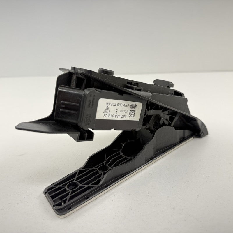 997 423 019 02 / 99742301902 05-08 Porsche 911 997 Boxster Cayman 987 Gas Accelerator Throttle Pedal OEM