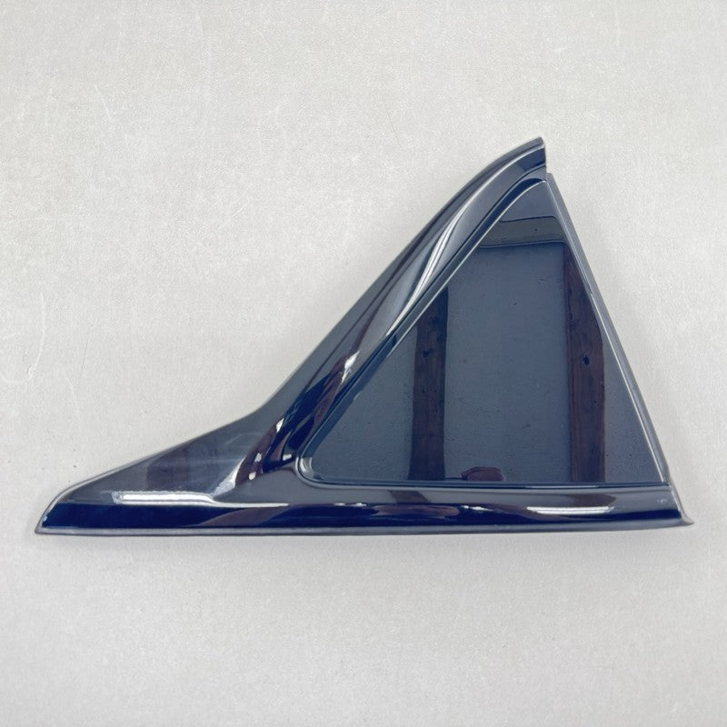 84517973 22-25 CADILLAC CT5 V BLACKWING DRIVER LEFT REAR QUARTER PANEL WINDOW TRIM OEM