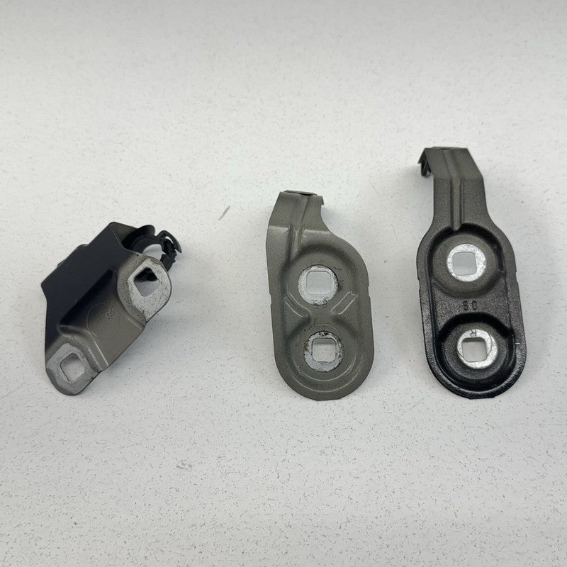 12-16 BMW M5 F10 Passenger Right Front Side Fender Wing Holder Bracket Set OEM