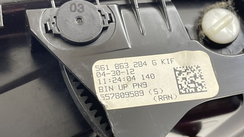 561 863 284 G / 561863284G 12-15 VOLKSWAGEN PASSAT CENTER CONSOLE STORAGE COMPARTMENT TRAY TRIM OEM