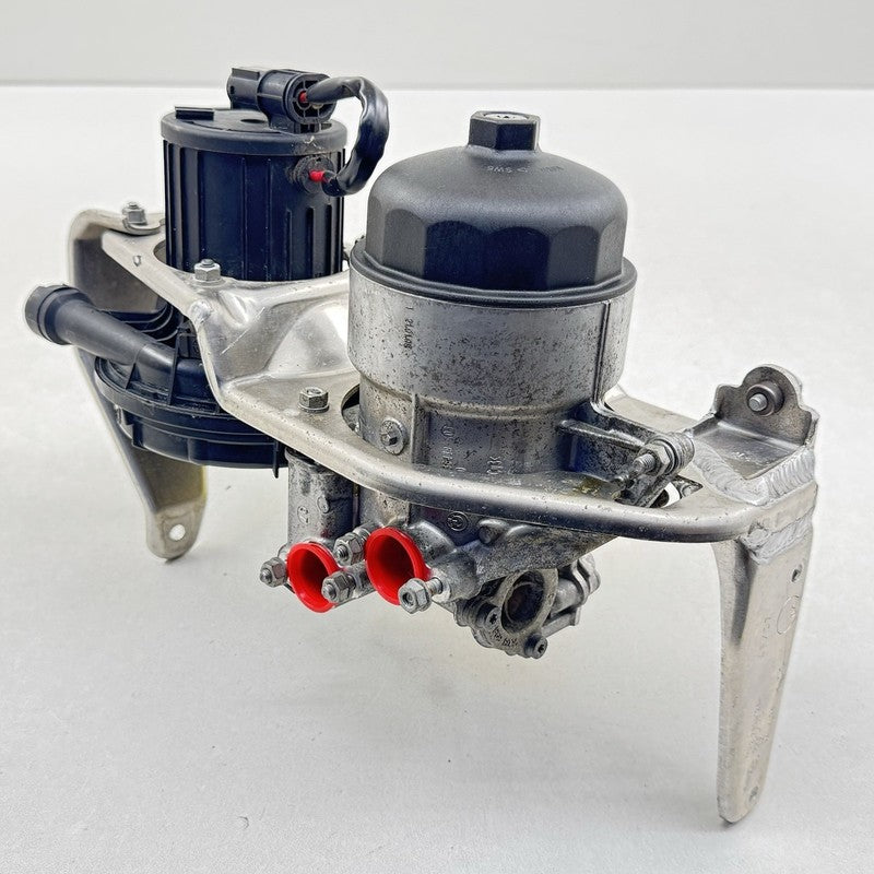 7 836 449 / 7836449 06-10 BMW M6 E63 E64 SECONDARY AIR PUMP W/ ENGINE OIL COOLER FILTER ASSEMBLY OEM