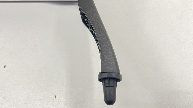 A 212 680 00 10 0010 / A2126800010 / 2126800010 12-18 MERCEDES BENZ CLS550 W218 REAR TRUNK CARGO STORAGE BOX COMPARTMENT