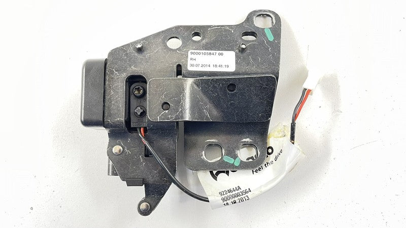 9224644A 15-17 MCLAREN 650S SPIDER RIGHT FRONT UPPER CONVERTIBLE TOP LATCH LOCK OEM