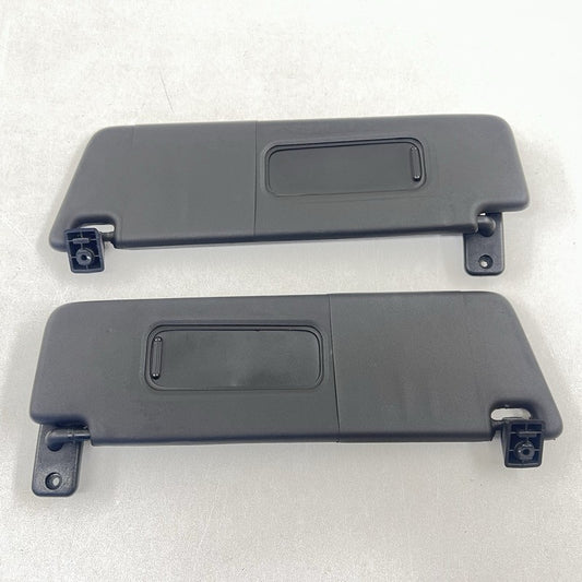 15804773 10-15 CHEVROLET CAMARO SS LEFT AND RIGHT FRONT SUNVISOR SUN VISOR SHADE PAIR OEM