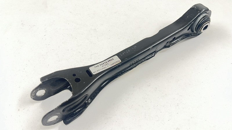 84826362 22-24 CADILLAC CT4 V BLACKWING RIGHT REAR SUSPENSION CONTROL ARM SET OEM