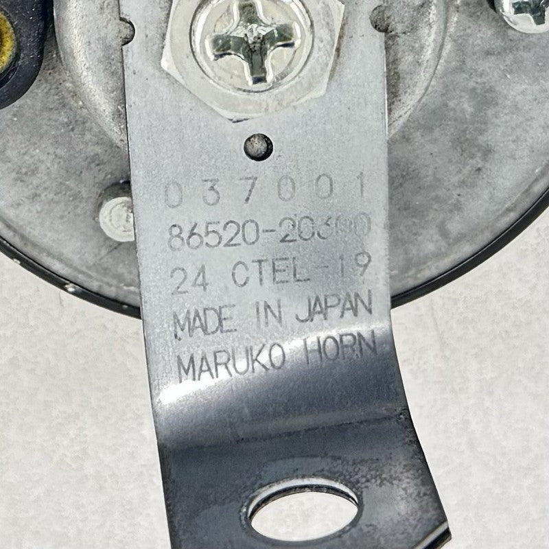 86520-20300 / 86520 20300 / 8652020300 23-25 Toyota Prius Front Low Tone Note Pitch Horn Siren Signal 86520-20300 OEM