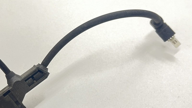 A 212 540 23 05 2305 / A2125402305 / 2125402305 12-18 MERCEDES BENZ CLS550 W218 RIGHT REAR SPINDLE KNUCKLE HUB BEARING O