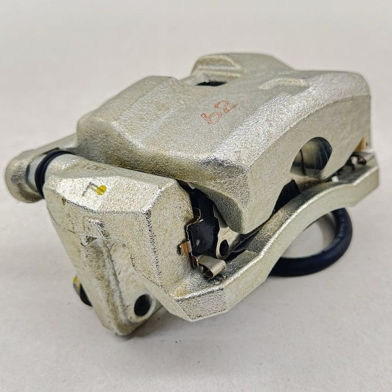 23-25 TOYOTA PRIUS DRIVER LEFT FRONT CALIPER BRAKE WITH BRAKE LINE OEM