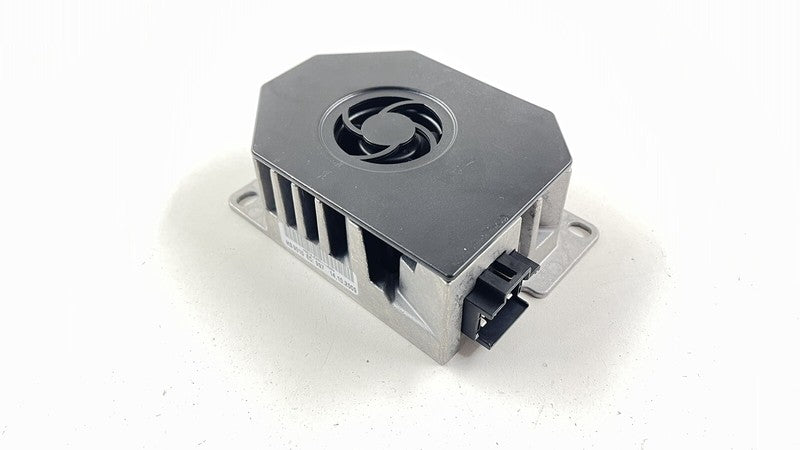 2118705189 / A2118705189 / A 211 870 51 89 5189 07-14 MERCEDES W212 W219 CLS E CLASS SUBWOOFER AMPLIFIER AMP HARMAN BECK