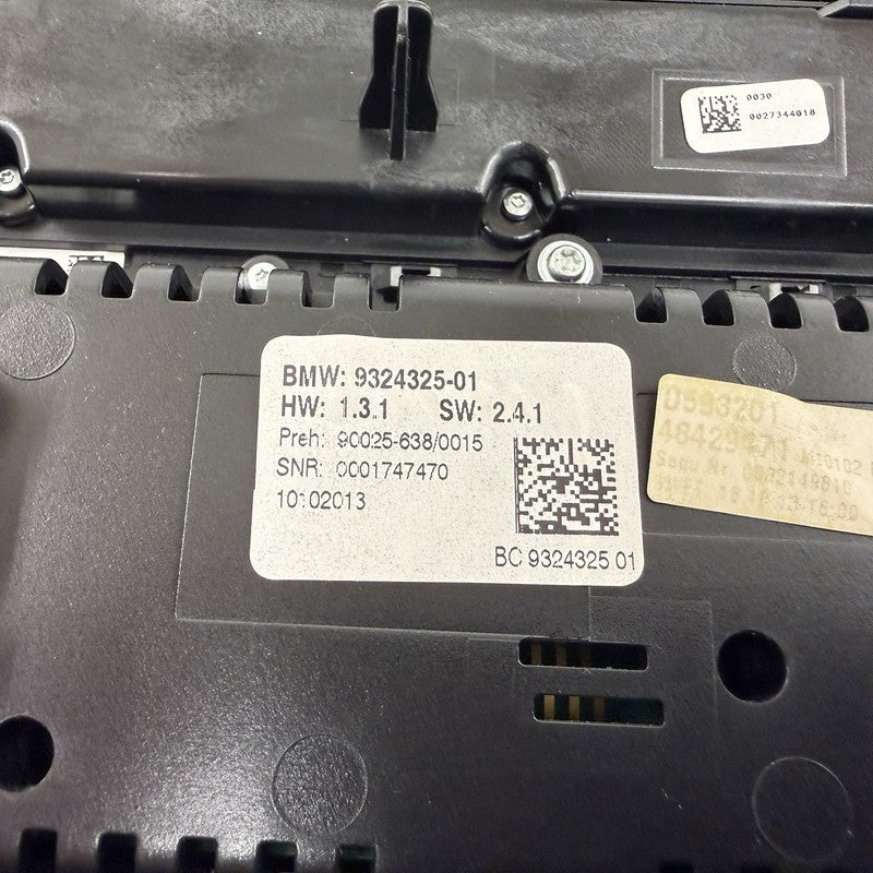 9 324 325 / 9324325 BMW M5 528 535 550 F10 Dual AC Climate Control Panel Radio Media Buttons OEM
