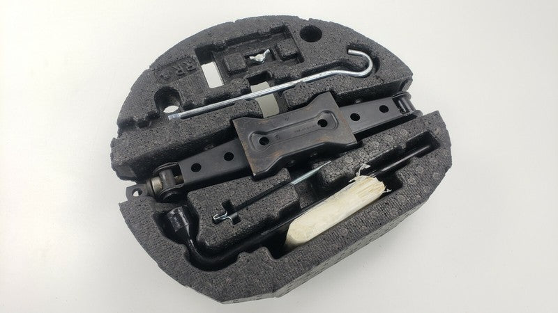 84540TK8AA003 / 84540-TK8A-A003 11-22 HONDA ODYSSEY EMERGENCY SPARE TIRE WHEEL CAR JACK TOOL KIT ASSEMBLY OEM