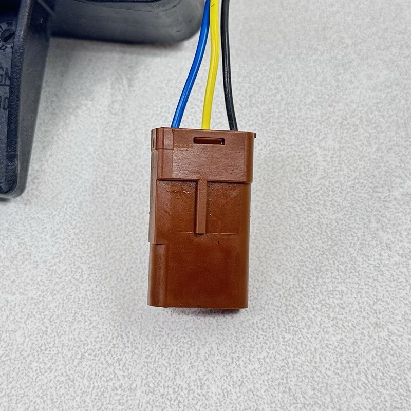 13535322 / 1353 5322 22-25 CADILLAC CT5 V BLACKWING RIGHT REAR EXTERIOR DOOR HANDLE RED 13535322 OEM