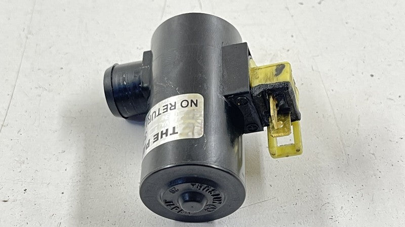 00-09 HONDA S2000 FRONT WINDSHIELD WASHER BOTTLE WASHER PUMP OEM