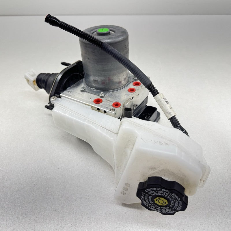 8654 1195 / 86541195 22-25 CADILLAC CT5 V BLACKWING MANUAL ABS PUMP ANTI BRAKE LOCK PUMP MODULE OEM