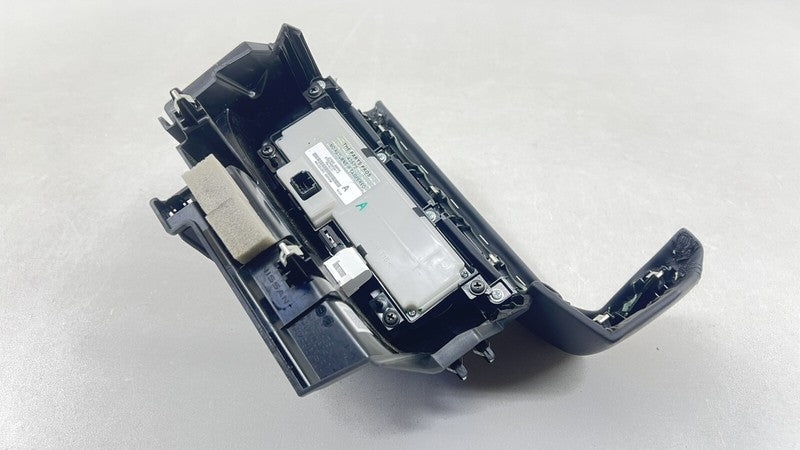 68270-6GR0A / 68270 6GR0A / 682706GR0A 22-25 NISSAN Z AC AIR TEMPERATURE CLIMATE CONTROL SWITCH WITH SURROUND BEZEL OEM