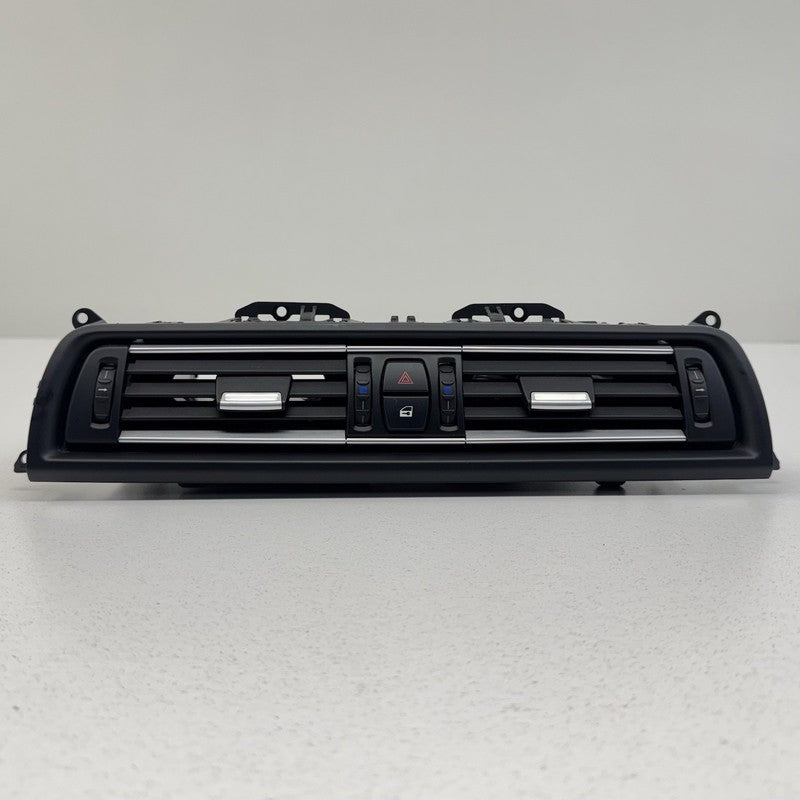64229166891 11-16 BMW M5 528 535 550 F10 Center Dash A/C Air Vent Grille Black OEM