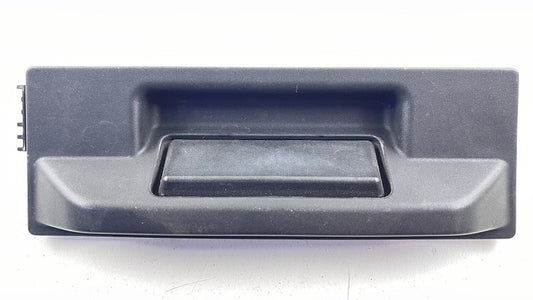 2218702410 / A2218702410 / A 221 870 24 10 2410 10-16 PORSCHE PANAMERA REAR TAILGATE RELEASE HANDLE 97061342301 OEM