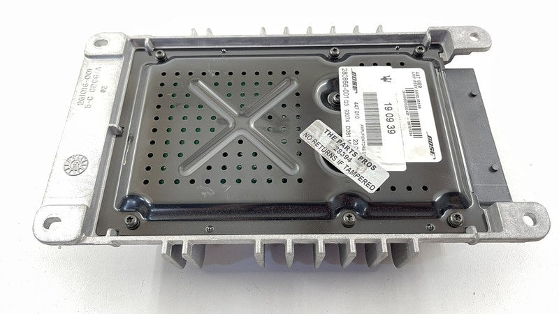 19 09 39 / 190 939 / 190939 03-12 MASERATI QUATTROPORTE BOSE AUDIO AMPLIFIER AMP 447 010 OEM