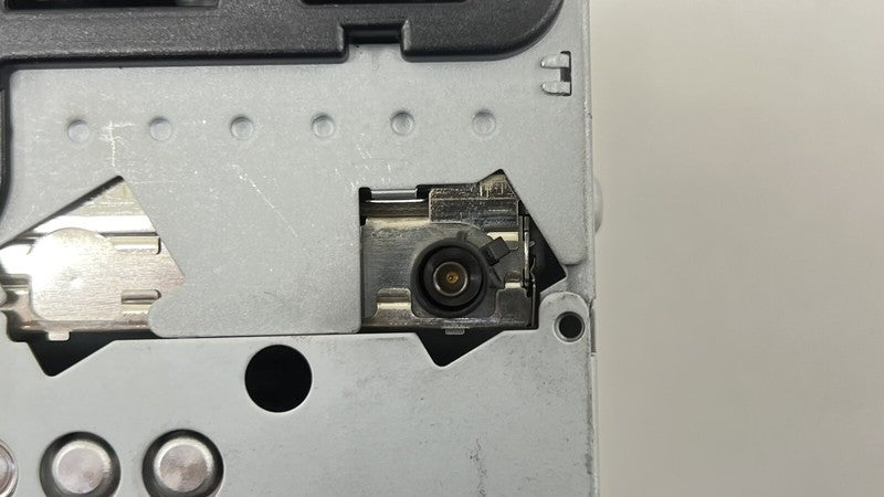 997.645.128.07 / 997 645 128 07 / 99764512807 05-08 PORSCHE BOXSTER 987 RADIO CD PLAYER HEAD UNIT HARMAN/BECKER OEM