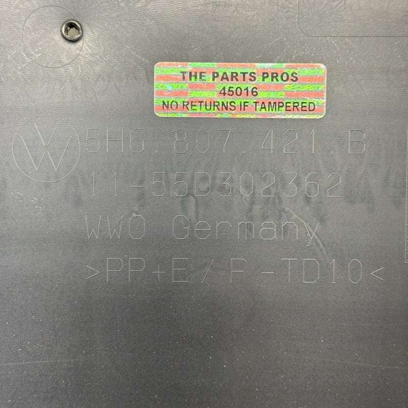 5H6 807 421 B / 5H6807421B 22-24 VOLKSWAGEN GOLF R REAR BUMPER COMPLETE W/ PARKING SENSORS & DIFFUSER OEM