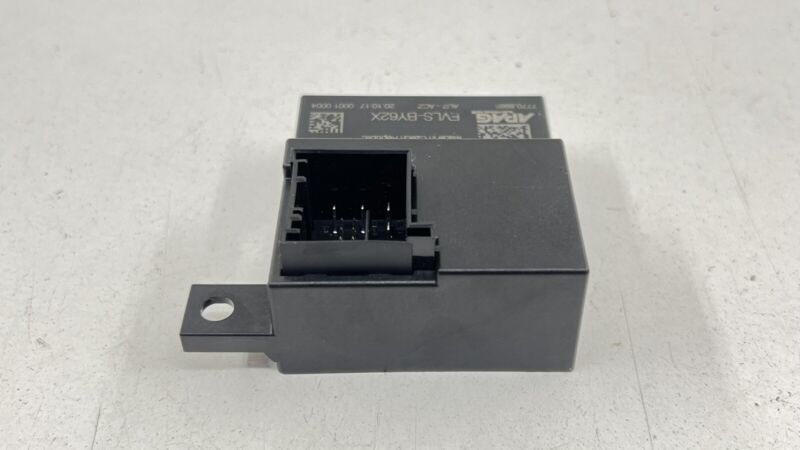 3W3 907 705A / 3W3907705A / 3W3 907 705 / 3W3907705 13-18 BENTLEY FLYING SPUR DRIVER STEERING COLUMN CONTROL MODULE 3W3 
