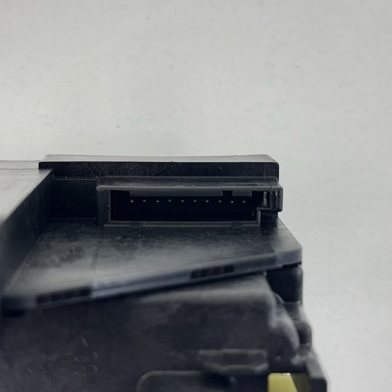 8 072 021 / 8072021 19-21 BMW M2 F87 Competition Automatic Transmission Gear Box Shifter 8072021 OEM