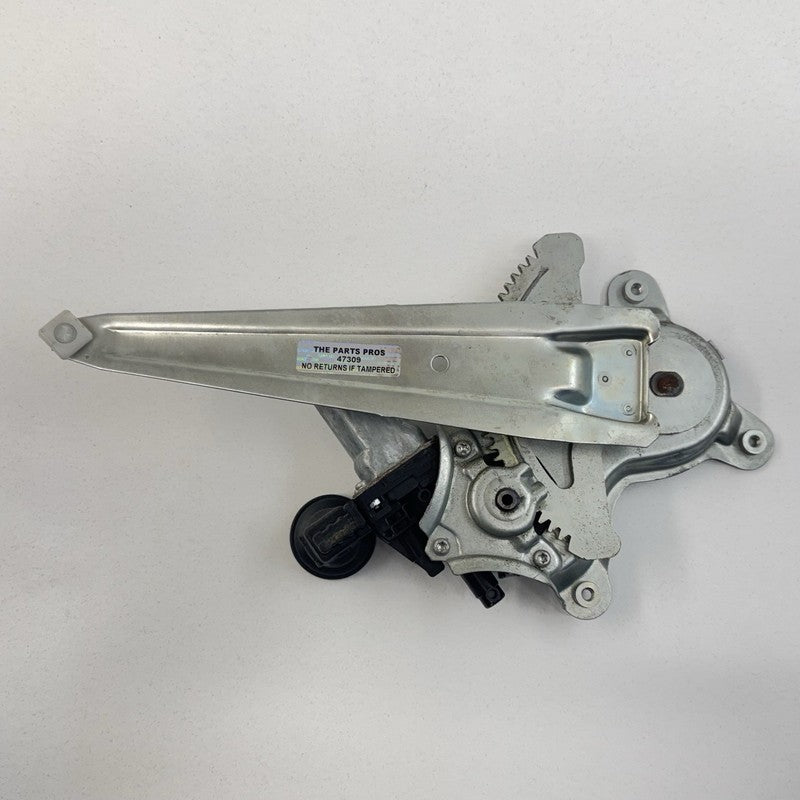 85720-58010 / 85720 58010 / 8572058010 06-13 Lexus IS250 IS350 IS F Right Rear Door Glass Window Regulator Motor OEM
