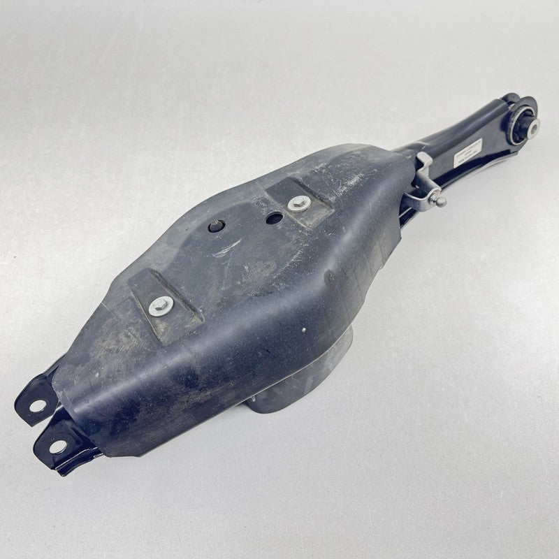 5WA-407-621 / 5WA 407 621 / 5WA407621 22-25 VOLKSWAGEN GOLF R MK8 LEFT REAR SPINDLE KNUCKLE HUB W/ CONTROL ARM SET OEM